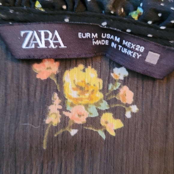 Zara contrasting floral blouse size m - Picture 4 of 4